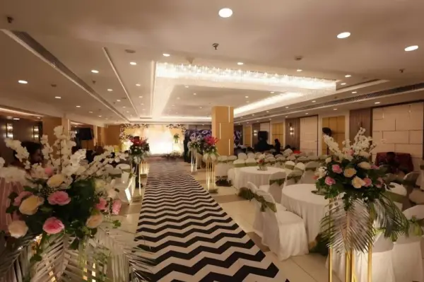 The Grand Radiant Hotel 7