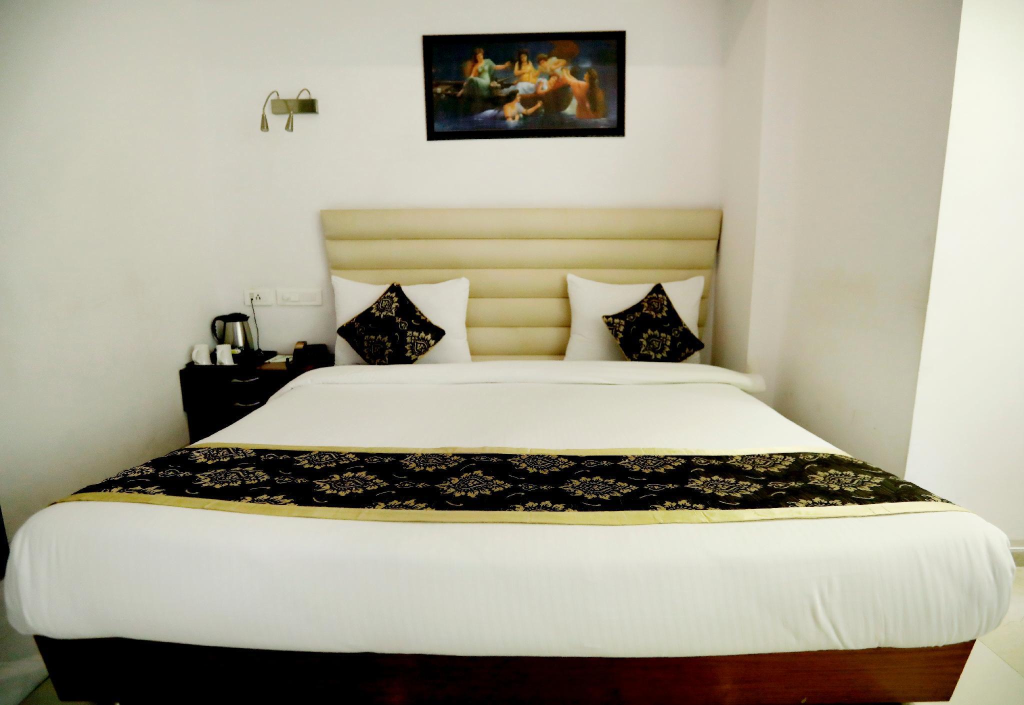 Executive at The Grand Radiant Hotel, photo 2